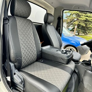 Чехлы из экокожи с ромбом на Sollers Argo (Автопилот)